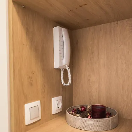 La View 2br By The Sea Ev Charger & Free Parking And Pool Apartment