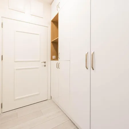 La View 2br By The Sea Ev Charger & Free Parking And Pool *